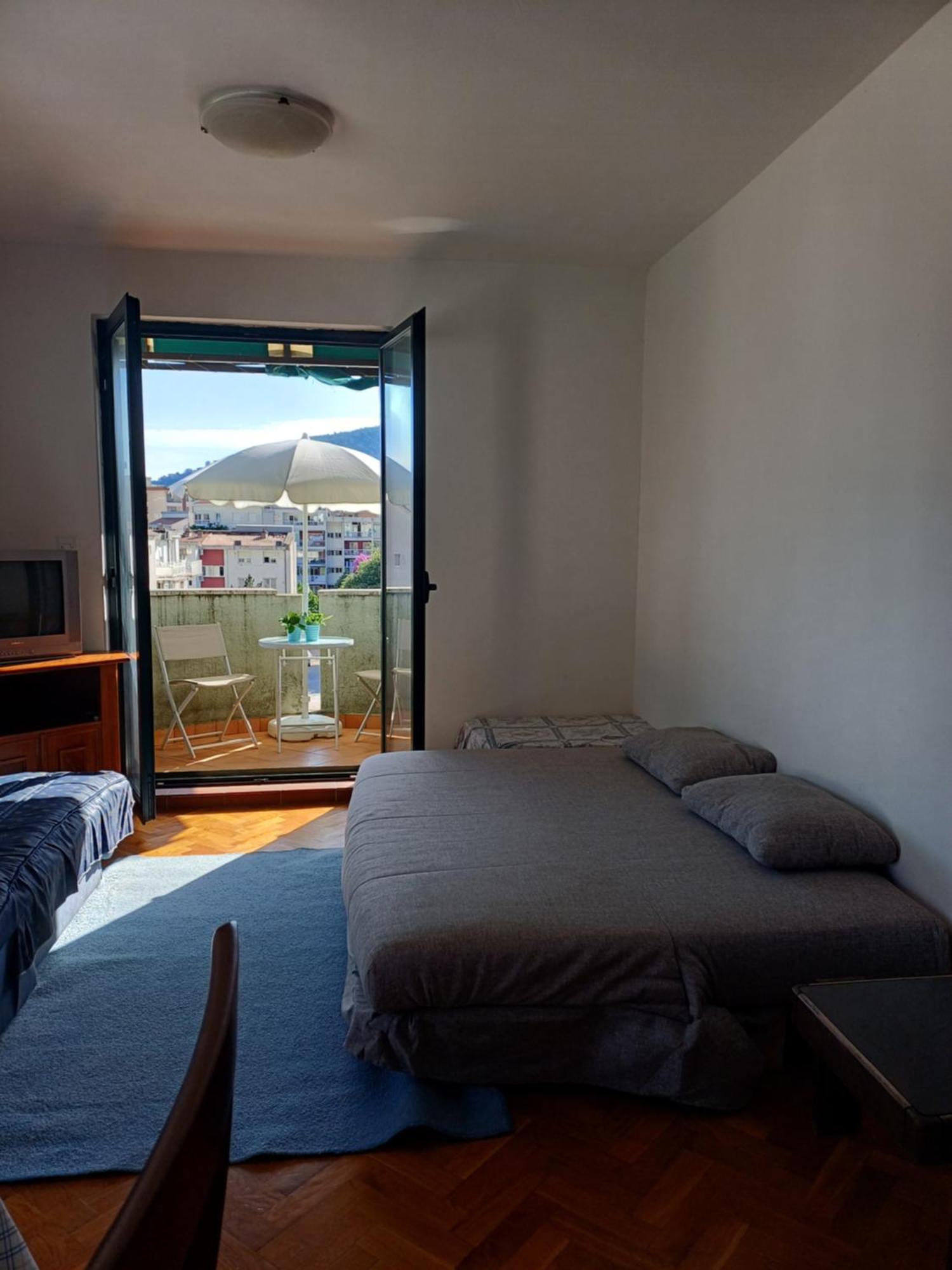 Sea Breeze Apartment Budva